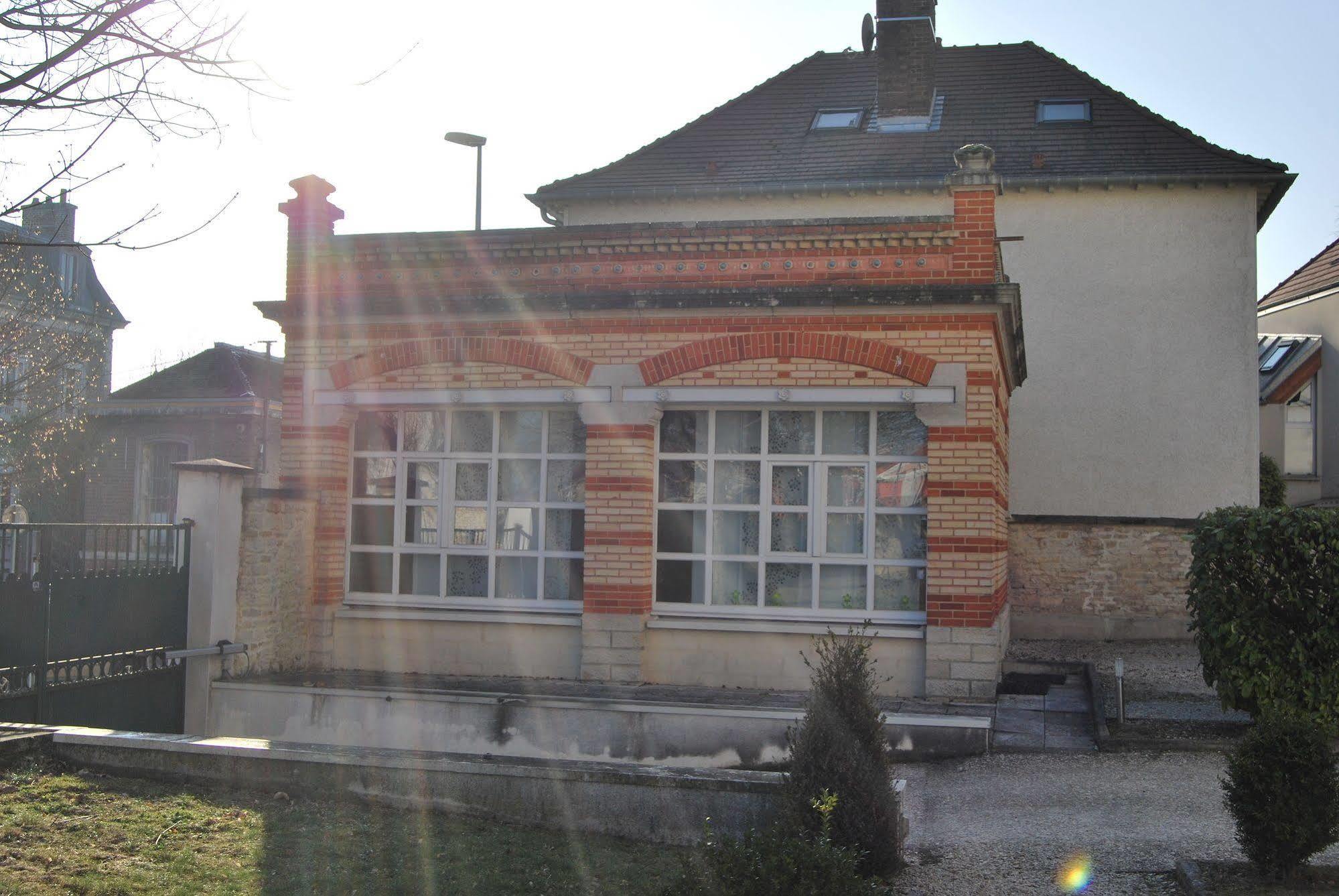 Gite La Tour Boileau Труа Экстерьер фото